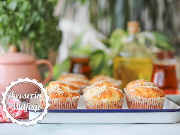 Peynirli Muffin Tarifi