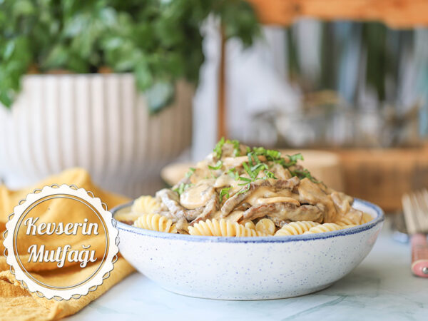 Beef Stroganoff Tarifi